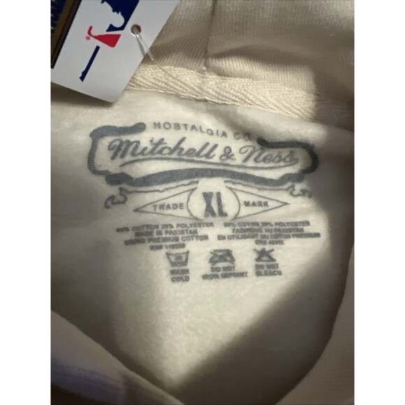 XL Mitchell & Ness Los Angeles Dodgers Cream World Series Hoodie - Picture 6 of 8
